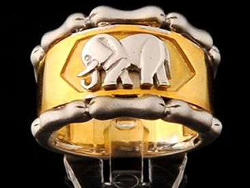Anel Ouro  bicolor com Elefante