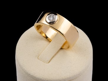 Anel Ouro Bicolor com Brilhante