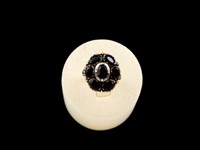 Anel ouro e prata com granadas talhe oval