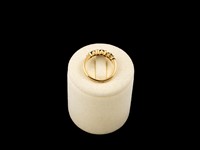 Anel ouro com diamantes e esmeraldas