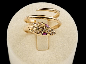 Anel Ouro Cobra Diamantes Rubis